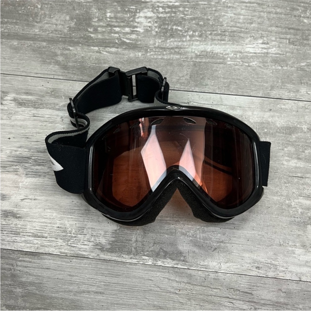 SMITH Black Ski Goggles with Tinted Lens